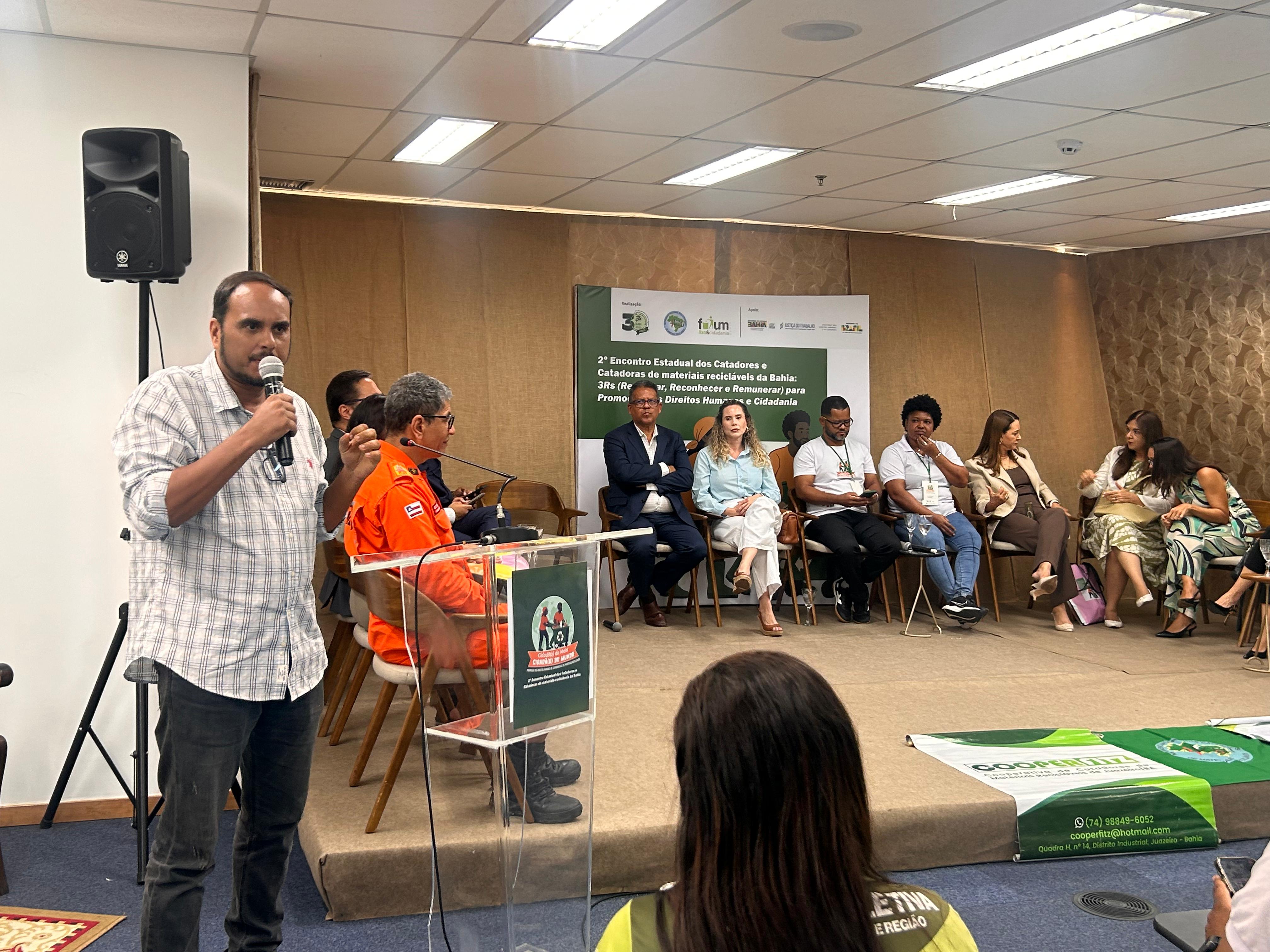 Sema participa do II Encontro dos Catadores e Catadoras de Materiais Recicláveis da Bahia