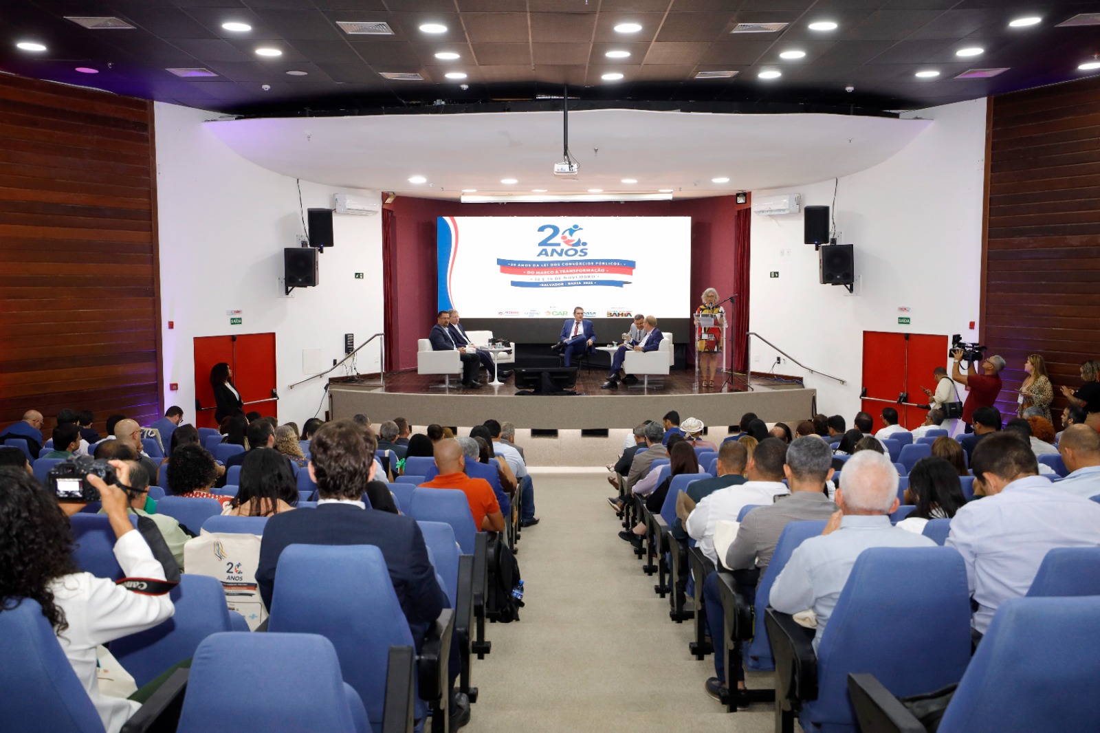 Seminário celebra os 20 anos dos consórcios públicos na Bahia