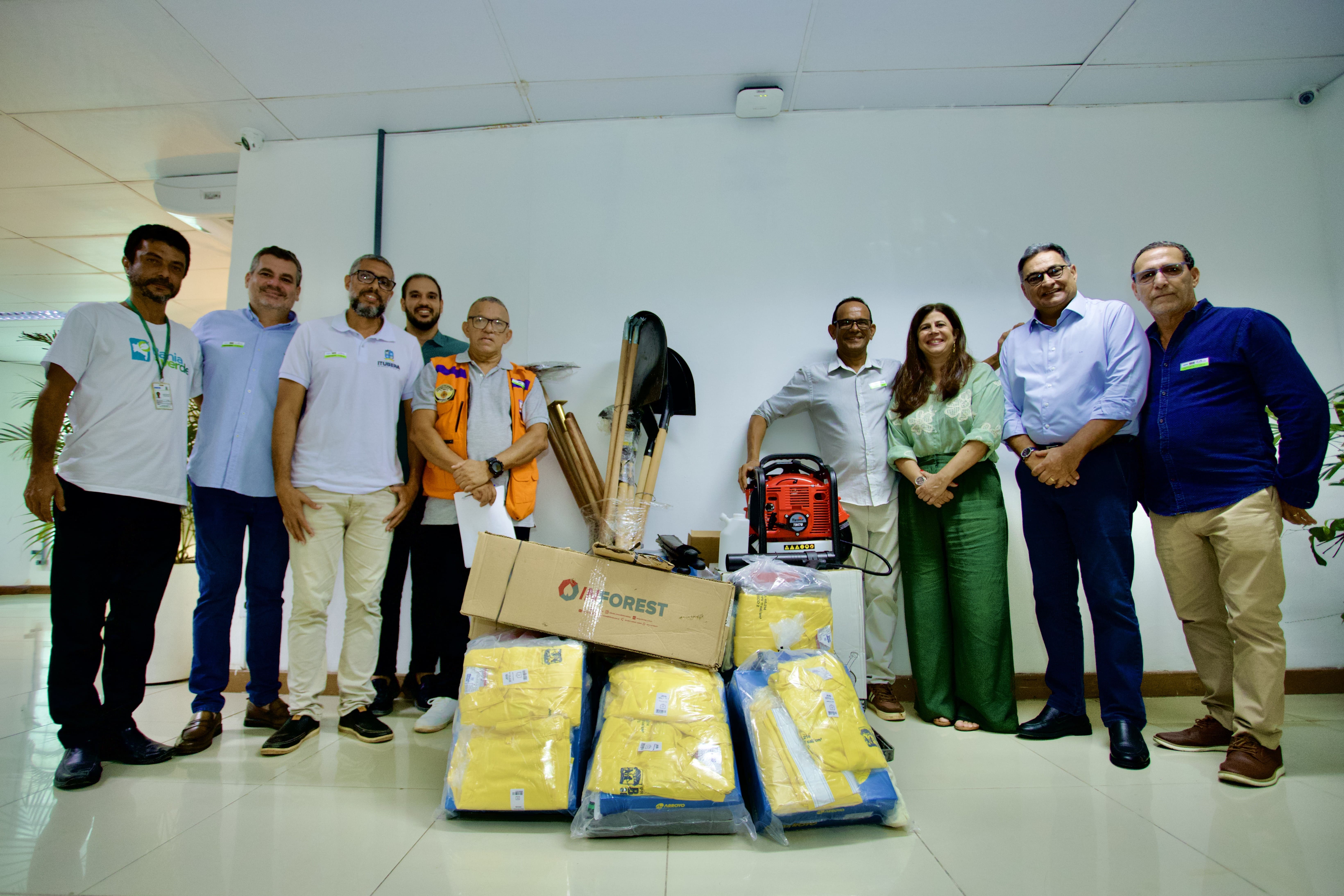 Entrega de EPIs do Programa Bahia Sem Fogo reforça prevenção e combate a incêndios florestais em Ituberá