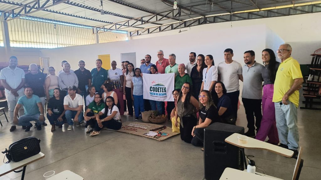 Sema destaca ações do Programa Água Doce durante plenária da Bacia do Jacuípe