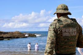 Limpeza Praia Rio Vermelho (108).jpg