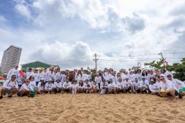 Ação da Sema e do Inema retira cerca de 250 kg de resíduos da praia do Rio Vermelho antes da Festa de Iemanjá