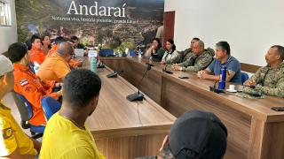 Oficinas durante Caravana Bahia Sem Fogo sensibilizam moradores em Andaraí