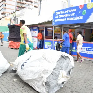 Mais de 14 toneladas de materiais recicláveis foram coletados no primeiro dia de Carnaval