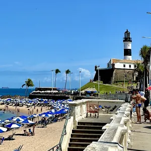 Confira a previsão do tempo e as áreas impróprias para o banho na Bahia neste final de semana