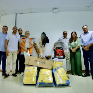 Entrega de EPIs do Programa Bahia Sem Fogo reforça prevenção e combate a incêndios florestais em Ituberá