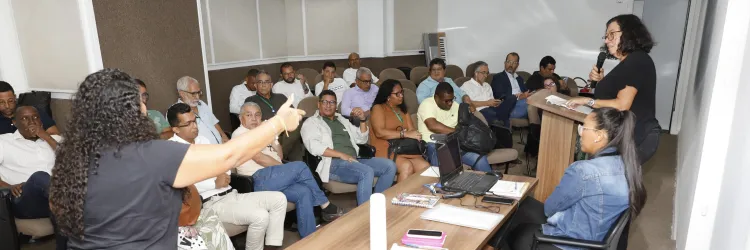 Bacias Hidrográficas