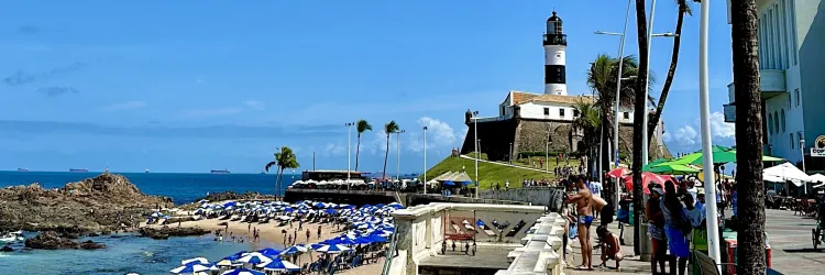 Confira a previsão do tempo e as áreas impróprias para o banho na Bahia neste final de semana