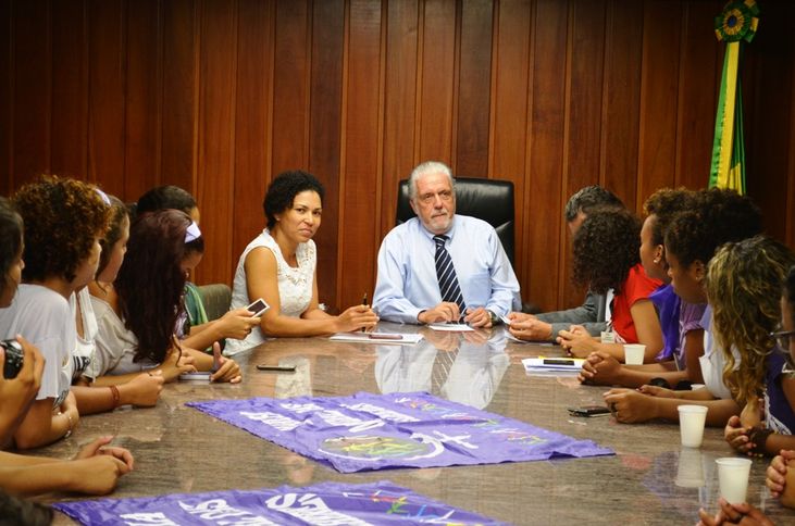 Governador recebe Marcha Mundial de Mulheres