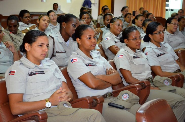 Pela nova regra, as PMs podem se aposentar com 25 anos de atuação