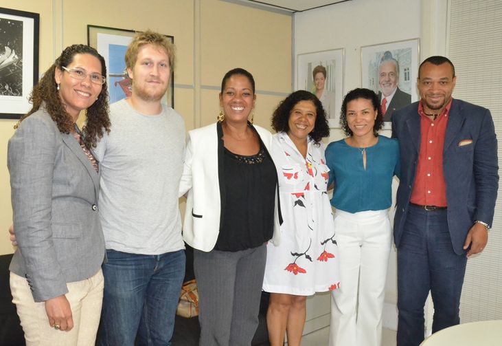 A secretária estadual de Políticas para as Mulheres, Lúcia Barbosa, recebeu  integrantes do comitê de organização do Ciclo de Eventos Mundiais Pan-Africano