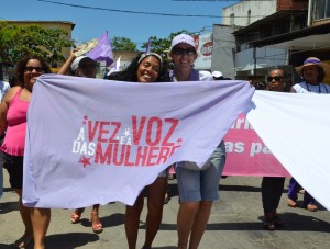 Março Mulher movimentou as ruas de Lauro de Freitas e Salvador