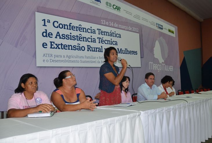 Mulheres debatem agricultura familiar
