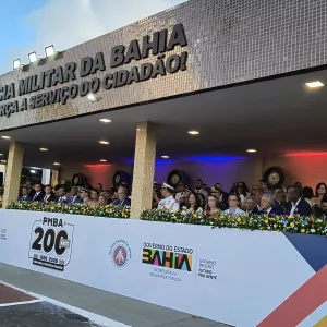 Homenagem aos 200 anos da PMBA