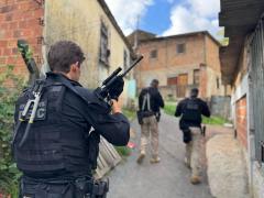 Um dos alvos da Operação Hereditas teve o mandado de prisão cumprido e foi flagranteado com um quilo de cocaína