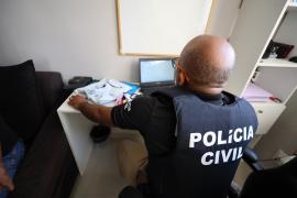A apuração reforça a responsabilização por práticas de crimes em ambientes virtuais e a importância da denúncia