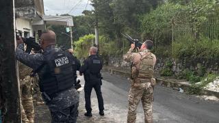 Integrantes de um grupo responsável por incêndios de veículos e ataques violentos no bairro do Lobato são alvos da ação