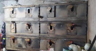  O homem mantinha galos feridos em viveiros nos fundos do estabelecimento comercial