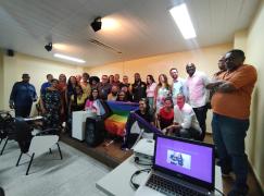 Iniciativa pioneira promove orientações para atuação junto ao público LGBTQIAPN+