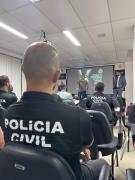 O curso é voltado para delegados e investigadores lotados em unidades especializadas do Deic