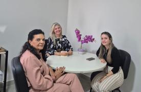 Comitiva liderada pela diretora do Departamento de Proteção à Mulher, Cidadania e Pessoas Vulneráveis  (DPMCV) realizou encontros e alinhamentos de ações