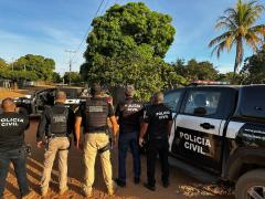 Os mandados foram cumpridos nas zonas rurais de Cristópolis e Baianópolis; dois investigados por homicídio foram presos