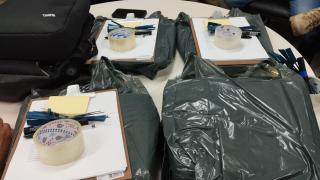 A ação apreendeu cerca de R$ 200 mil em roupas e produtos com indícios de falsificação