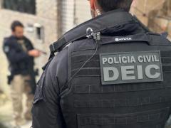 Ação da Polícia Civil prende três suspeitos no bairro de Caminho das Árvores