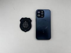 O aparelho foi localizado horas depois, no interior de um carro de transporte por aplicativo