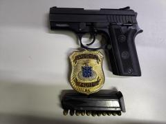 A prisão foi realizada após cumprimento de mandado de busca relacionado a ameaça contra ex-companheira