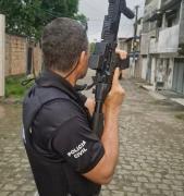 Mandados foram cumpridos contra condenados por tráfico, homicídios e porte ilegal de arma de fogo