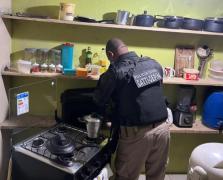 Policiais em diligências