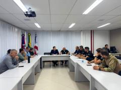 Delegado-Geral se reúne com cúpula operacional para alinhar ações de combate a ataques contra policiais