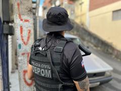  Ações nos bairros de Tancredo Neves, Narandiba e Engomadeira também retiraram pontos de energia em via pública e também realizou levantamentos investigativos