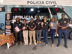 A ação integrada da Polícia Civil, reuniu serviços da Defensoria Pública e Sepromi na Estação da Lapa