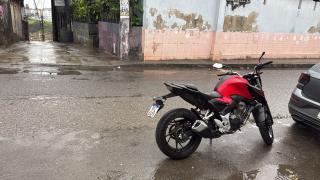 A Ação mira grupo criminoso responsável por roubos de motocicletas e tentativa de latrocínio contra um policial civil