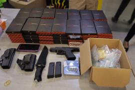 Centenas de celulares e acessórios também foram localizados durante a ação integrada com a Receita Federal, Sefaz, Procon e DPT