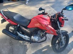 Veículo apresentava CRLV falso e sinais identificadores adulterados