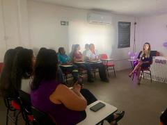 Palestras, eventos corporativos e atividades escolares reforçam a conscientização sobre a violência contra a mulher