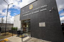 O Governo do Estado inaugurou, na manhã desta segunda-feira(18), uma nova Delegacia Territorial e um Pelotão da PM.