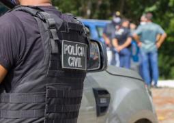 Vítima sobreviveu após ser atingida por 15 golpes de arma branca