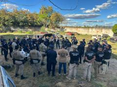 A capacitação reuniu servidores da Polícia Civil, PRF, PM e Guardas Municipais para padronizar procedimentos e ampliar a detecção de crimes relacionados a veículos