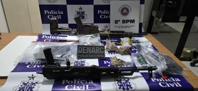 Ação conjunta da Polícia Civil e da PM resultou em confronto e apreensão de armamento pesado em imóvel usado por criminosos em Porto Seguro