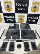 Operação da DERRC apreendeu 35 aparelhos, quatro deles com restrição de furto ou roubo