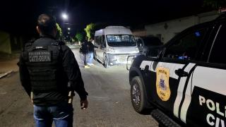 Ação policial cumpriu mandados de prisão e busca contra grupo envolvido em sequestro e agressões filmadas
