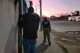 O investigado foi localizado por equipes do DENARC durante diligências