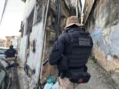 Ação da Polícia Civil foi deflagrada pelo DEIC contra grupo criminoso especializado em roubos de veículos na capital e RMS