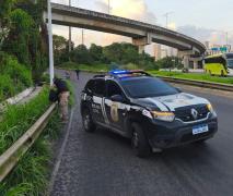 Ambos são apontados como autores das mortes de um homem e um adolescente, naquela cidade da RMS