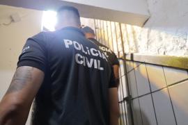  A Polícia Civil empreendeu a ação após receber uma denúncia sobre a prática no bairro Mansão