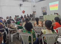 Na atividade, os participantes debateram casos de golpes presenciais e virtuais, além de orientações práticas de prevenção e canais de denúncia